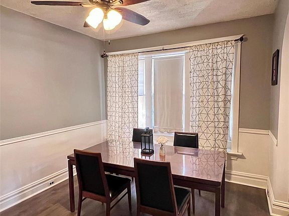 3rd image of 4973 Itaska St