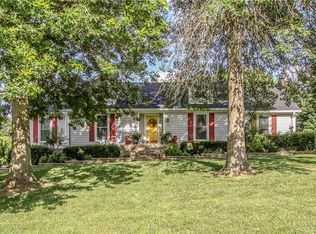 1401 Timberwood Dr, Columbia, TN 38401