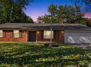 6201 Noranda Dr, Dayton, OH 45415