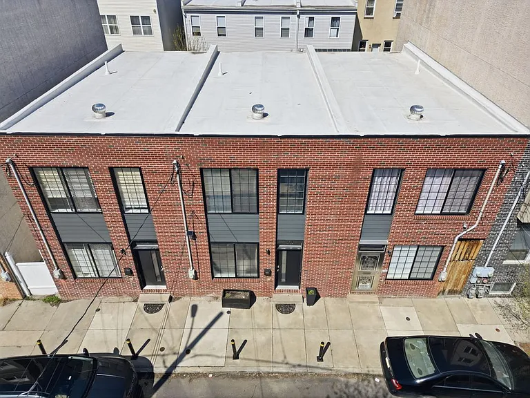 1113 Lemon St #TOWNHOUSE — Photo 36
