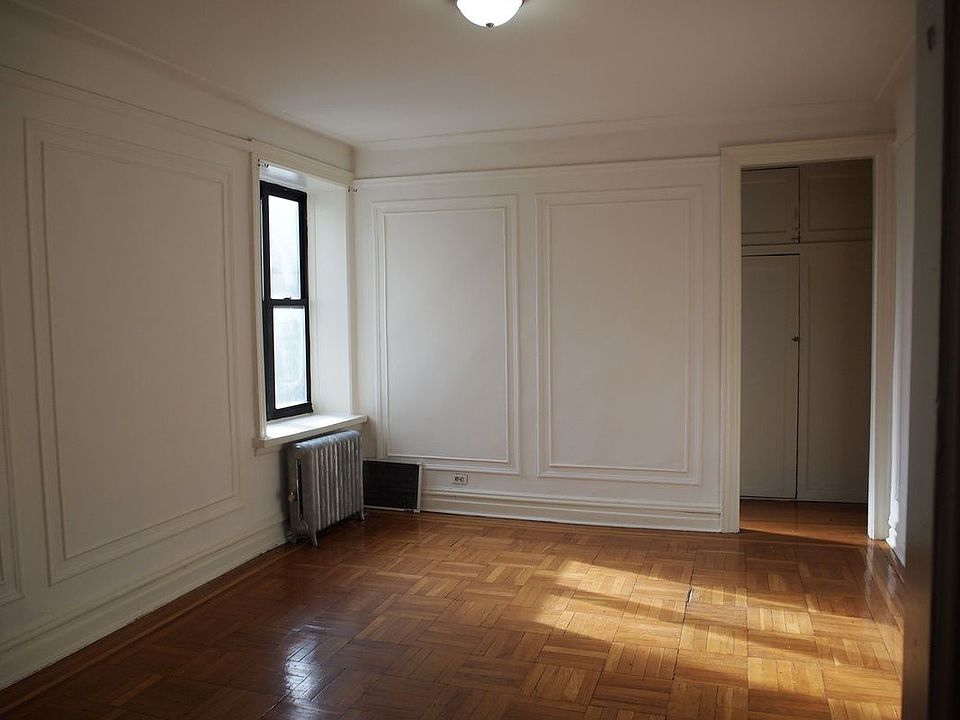 2nd image of 609 W 188th St #5H