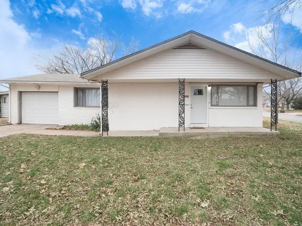 5038 E Gilbert Ct, Wichita, KS 67218