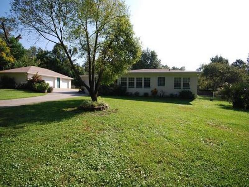 2nd image of 638 N Thorpe Ave