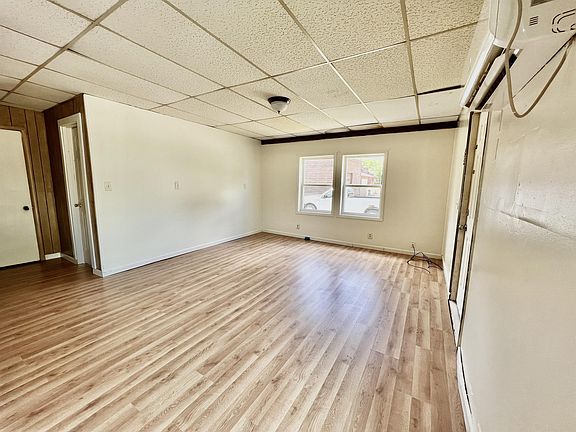 3rd image of 401 W Rolla Rd #B