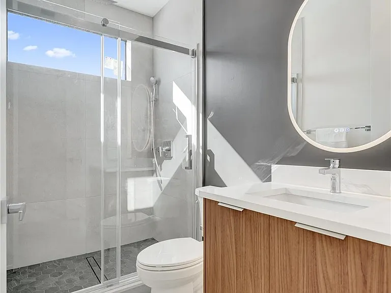 1525 NE 15th Ave — Photo 37