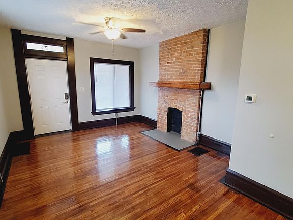 3rd image of 572 Lilley Ave