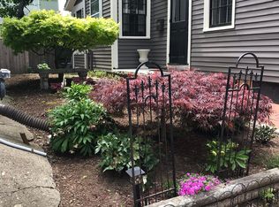 54 Temple St #54, Newburyport, MA 01950