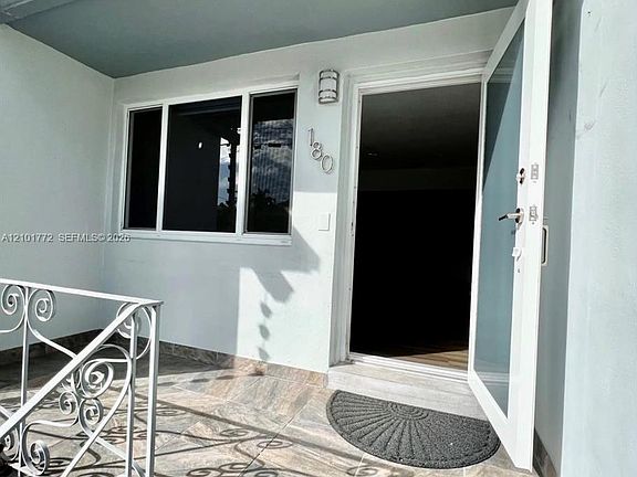 2nd image of 180 NW 32nd Pl