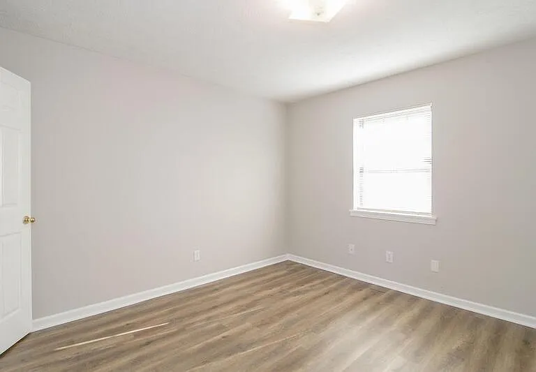 404-18 Thompsonville Ln — Photo 14