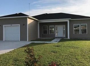 110 Meadow Ridge Ln, Coinjock, NC 27923