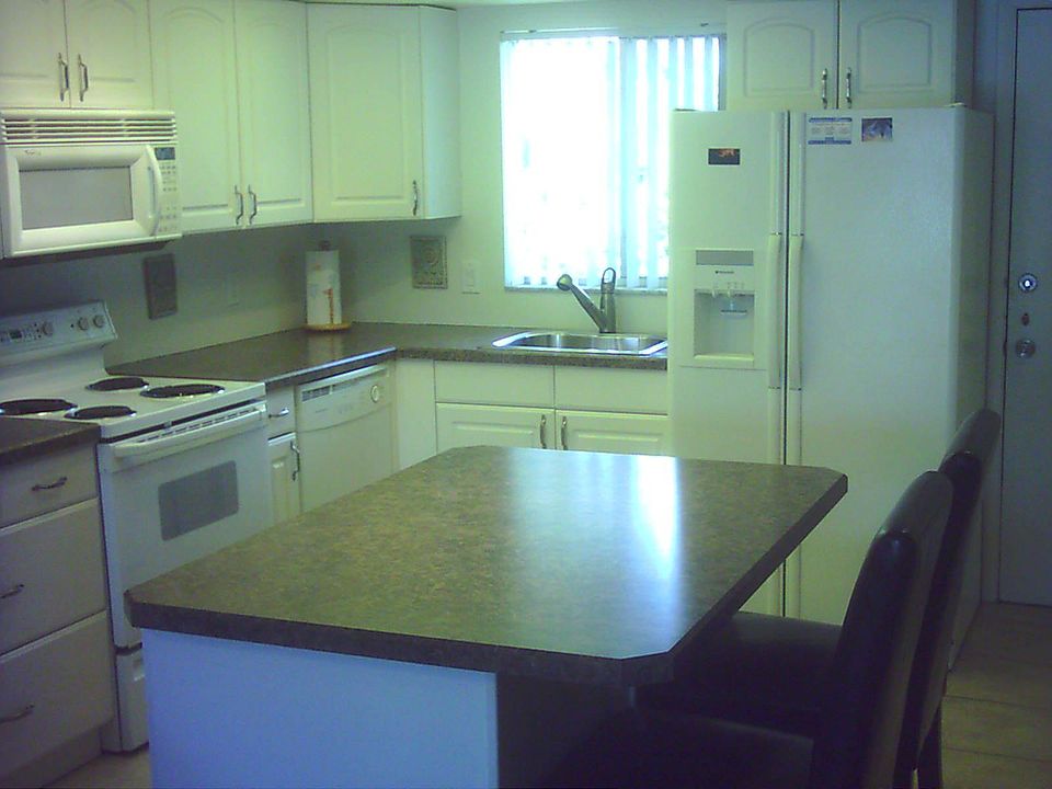Kitchen , with Island