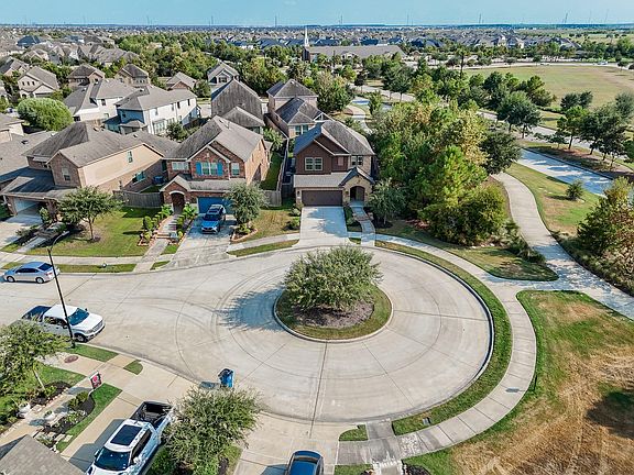 3rd image of 19755 Shinnery Ridge Ct