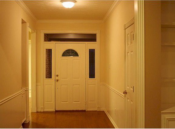 2nd image of 9302 Whitney Ln