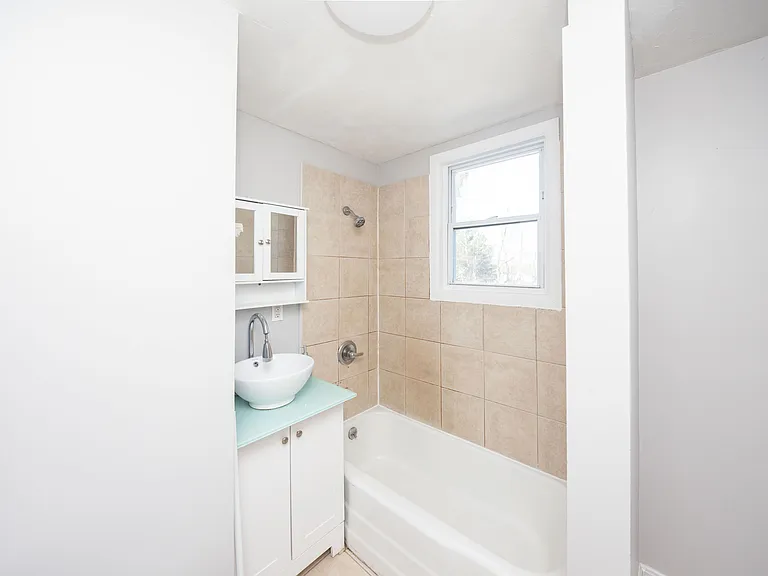 92 Green Hill Pkwy #2 — Photo 1