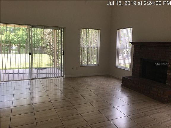2nd image of 2813 Rolling Broak Dr #3