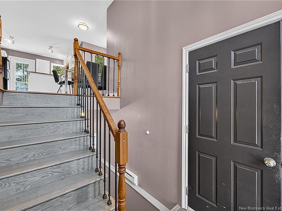 3rd image of 103 Thomas St