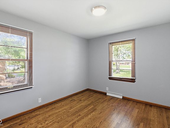 4th image of 5642 Wallingwood Dr