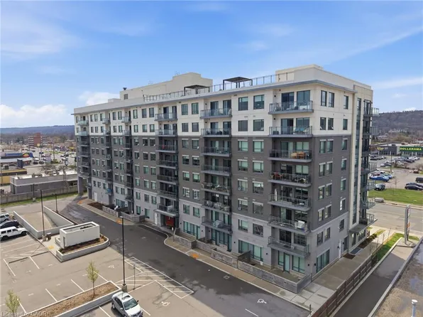 121 State Highway 8 #214, Stoney Creek, ON L8G 0A3