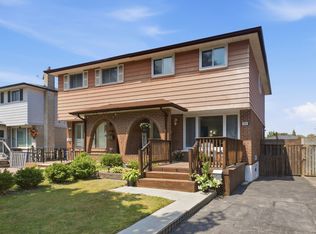 362 Durham Ct, Oshawa, ON L1J 1W9
