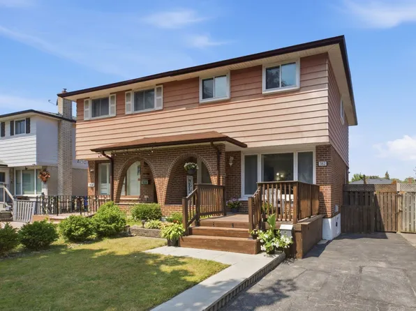 362 Durham Ct, Oshawa, ON L1J 1W9