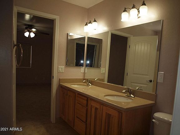 3rd image of 1219 W Lincoln Ave