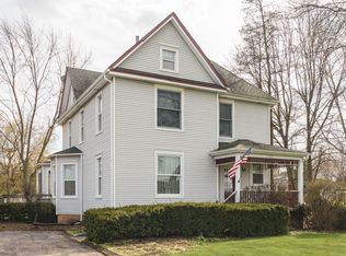 1703 E Olive St, Arlington Heights, IL 60004