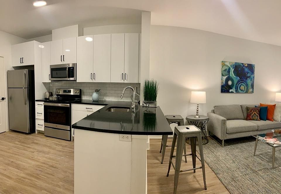 1st image of 30 Colfax Ave #104