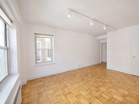 Rented by Rachel Realty | media 11