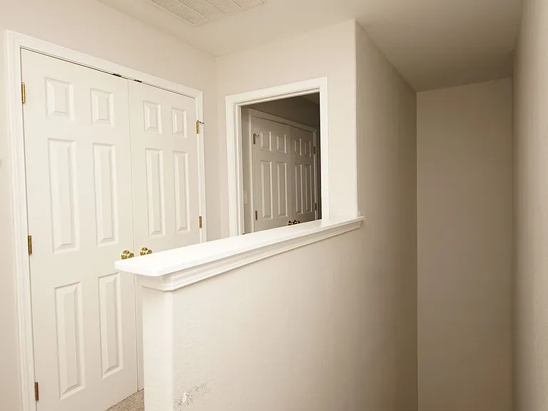 125 Farrah Ave — Photo 16