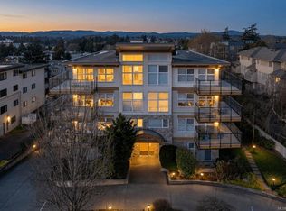 Harriet Gardens, Saanich, BC V9A 1T3