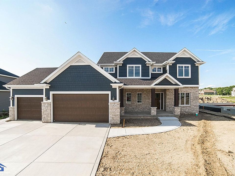 1st image of 824 Copper Creek Dr