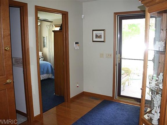 4th image of 6441 Buckham Wood Dr