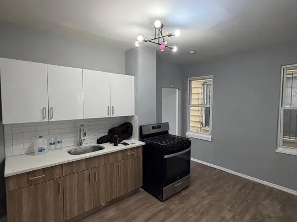 916 Olive St #A, Elizabeth, NJ 07201