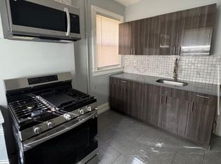301 Dover St #1, Bridgeport, CT 06610