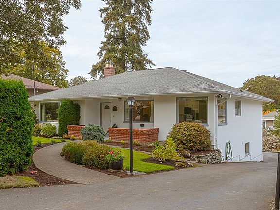 3rd image of 1280 Tracksell Ave