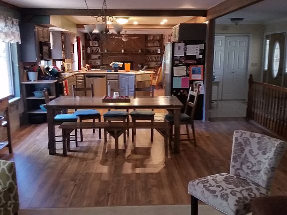 4th image of 2447 E Sabal Ave