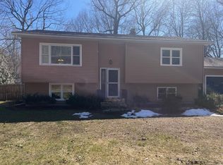 699 Holy Cross Rd #B, Colchester, VT 05446