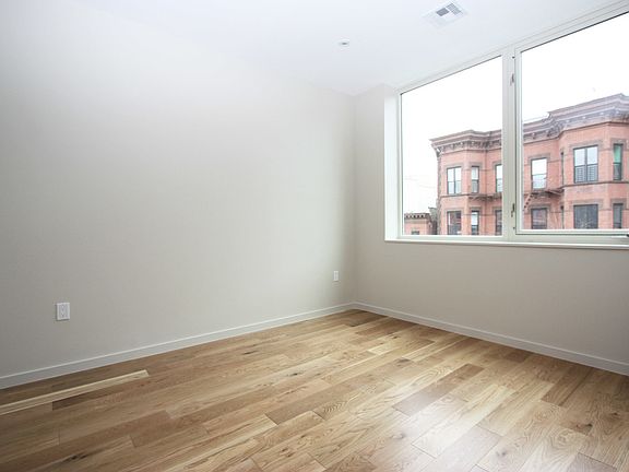 3rd image of 29 Mac Donough St #3D