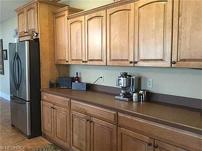 4th image of 851 Thornberry Trl
