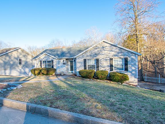 2nd image of 600 Shawn Dr