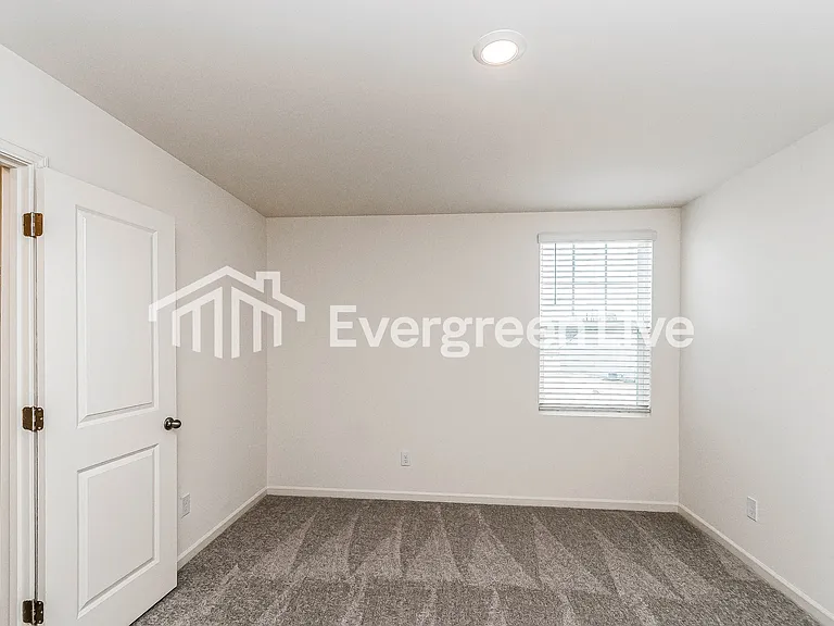 713 Shepard Rock Dr — Photo 12