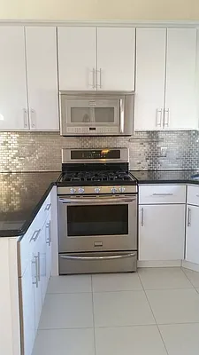 Rented by Richard Macias, LREB | media 24