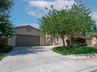 414 Omaha Ave, Clovis, CA 93619