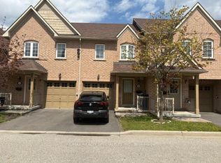 3150 Erin Centre Blvd #16, Mississauga, ON L5M7Z2