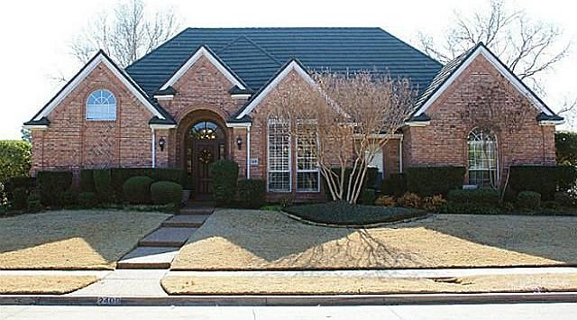1st image of 2409 Twelve Oaks Ln