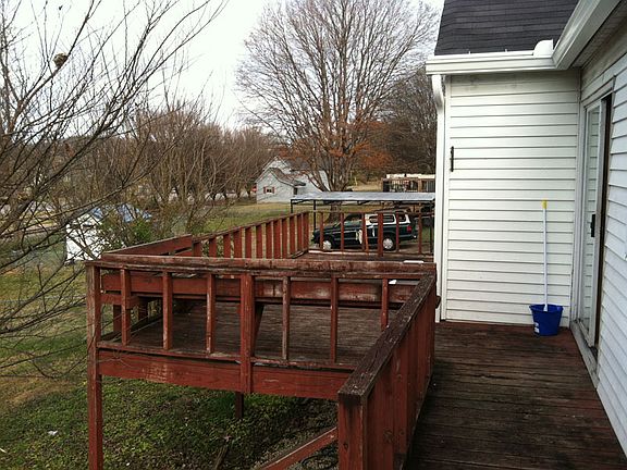 3rd image of 909 Gertrude Ave