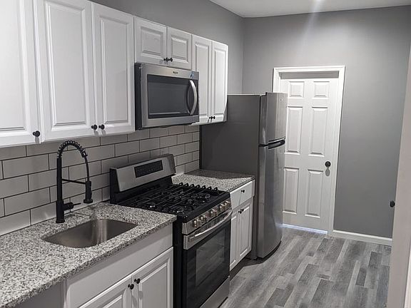 5th image of 883 N Preston St #B