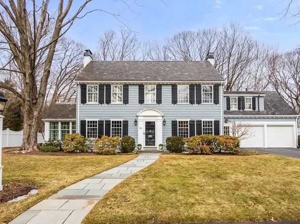 54 Fiske Rd, Wellesley, MA 02481