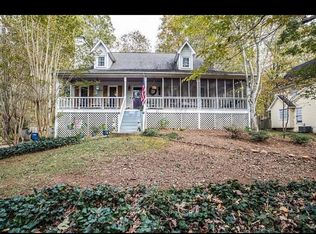 291 Stratford Dr, Douglasville, GA 30134