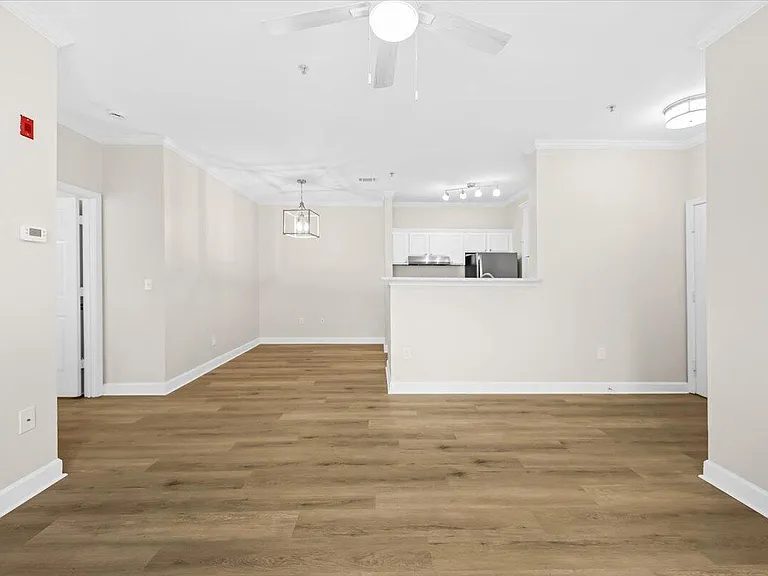 45 Sycamore Ave #1011 — Photo 13